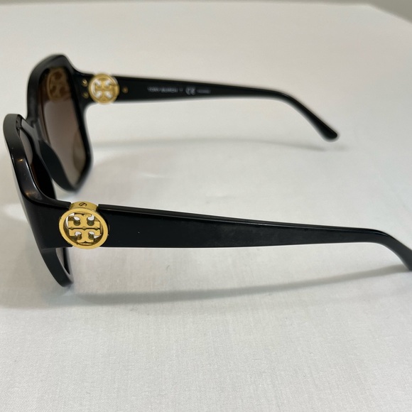 Tory Burch 7125 Polarized Large Rim Sunclasses - Picture 3 of 12
